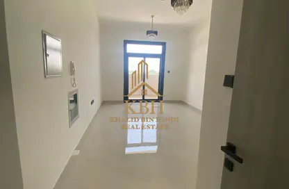 Apartment - 1 Bedroom - 2 Bathrooms for rent in AlFalah - Muwaileh Commercial - Sharjah