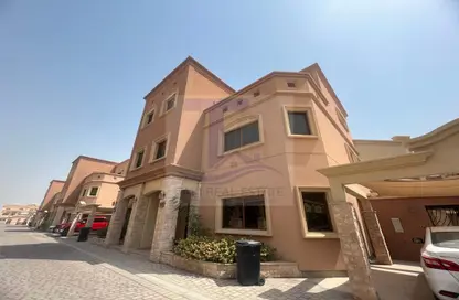 Villa - 4 Bedrooms - 5 Bathrooms for rent in Al Maqtaa - Abu Dhabi