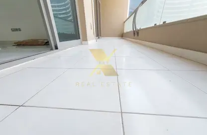 Apartment - 3 Bedrooms - 5 Bathrooms for rent in Al Shaheen Tower - Al Khalidiya - Abu Dhabi