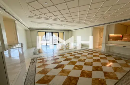 Apartment - 2 Bedrooms - 3 Bathrooms for rent in Palazzo Versace - Culture Village - Dubai