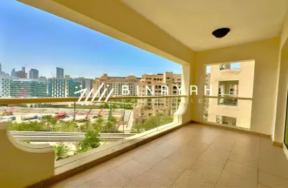 Apartment - 1 Bedroom - 2 Bathrooms for rent in Al Hallawi - Shoreline Apartments - Palm Jumeirah - Dubai
