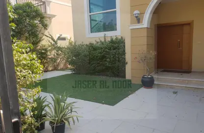 Villa - 4 Bedrooms - 5 Bathrooms for rent in Legacy Nova Villas - Jumeirah Park - Dubai