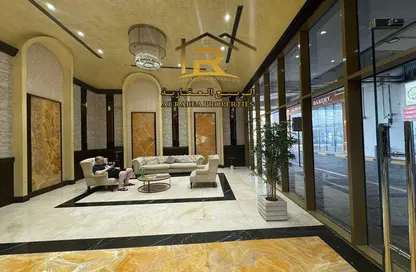 شقة - 2 غرف نوم - 2 حمامات للبيع في برج الكورنيش - طريق كورنيش عجمان - عجمان