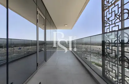 شقة - 3 غرف نوم - 4 حمامات للايجار في P-2831 - شاطئ الراحة - أبوظبي