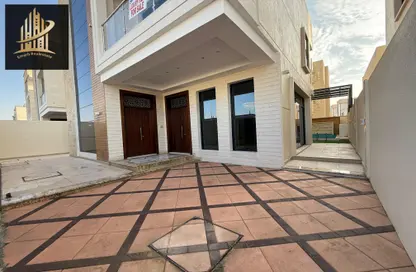 Villa - 5 Bedrooms - 7 Bathrooms for sale in Al Yasmeen 1 - Al Yasmeen - Ajman