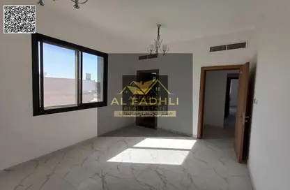 شقة - 2 غرف نوم - 2 حمامات للايجار في التله 2 - عجمان