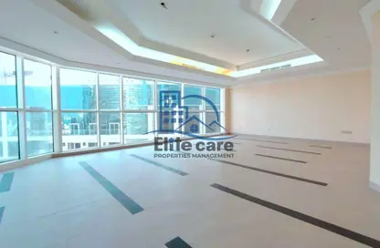 شقة - 3 غرف نوم - 4 حمامات للايجار في وايف تاور - شارع الكورنيش - أبوظبي شقة - 3 غرف نوم - 4 حمامات للايجار في وايف تاور - شارع الكورنيش - أبوظبي