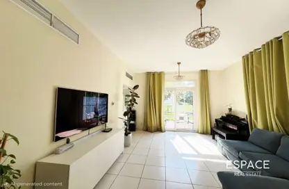 Villa - 3 Bedrooms - 2 Bathrooms for rent in Springs 9 - The Springs - Dubai