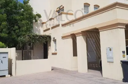 فيلا - 2 غرف نوم - 3 حمامات للايجار في الينابيع 12 - الينابيع - دبي