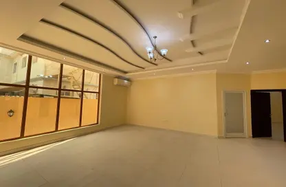 Empty Room image for: Villa - 5 Bedrooms - 7 Bathrooms for sale in Al Mowaihat 3 - Al Mowaihat - Ajman, Image 1