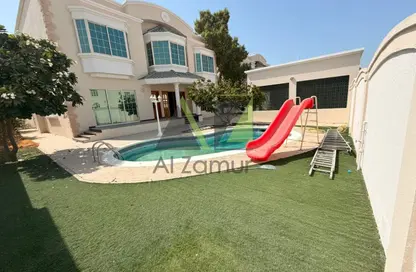 Villa - 5 Bedrooms - 7 Bathrooms for rent in Al Safa 2 - Al Safa - Dubai