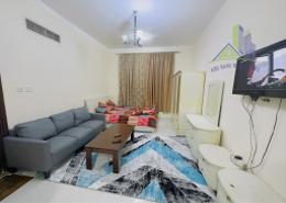 صورةغرفة المعيشة لـ: Studio - 1 حمام للكراء في بناية النافورة 1 - 2  الروضة - الروضة - عجمان, صورة 1