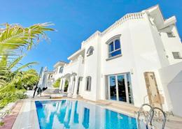 Pool image for: Villa - 6 bedrooms - 7 bathrooms for sale in Garden Homes Frond P - Garden Homes - Palm Jumeirah - Dubai, Image 1