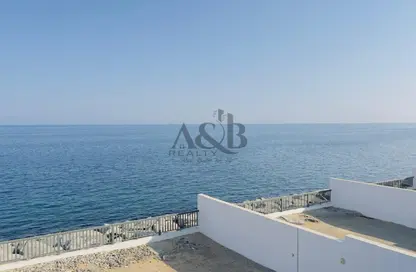 Villa - 4 Bedrooms - 5 Bathrooms for sale in Al Dana Villas - Sharm - Fujairah