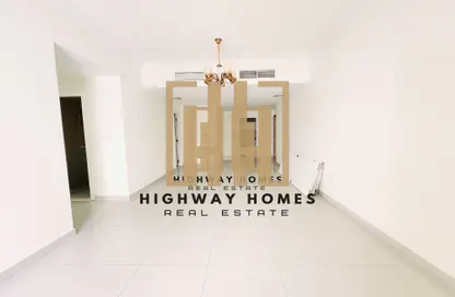 Apartment - 3 Bedrooms - 3 Bathrooms for rent in Muwaileh 29 Building - Muwaileh - Sharjah