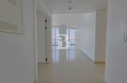Hall / Corridor image for: Apartment - 1 Bedroom - 2 Bathrooms for rent in Etihad Tower 2 - Etihad Towers - Corniche Road - Abu Dhabi, Image 1