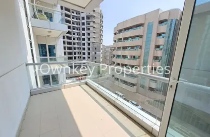 Apartment - 2 Bedrooms - 3 Bathrooms for rent in Bin Hendi Tower - Mankhool - Bur Dubai - Dubai