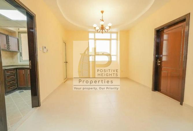 Bright 1BR | Chiller Free | Family Building