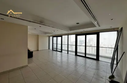 شقة - 3 غرف نوم - 4 حمامات للايجار في برج الخان - الخان لاجون - الخان - الشارقة شقة - 3 غرف نوم - 4 حمامات للايجار في برج الخان - الخان لاجون - الخان - الشارقة