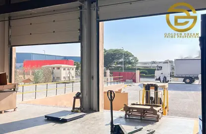 Warehouse - Studio - 2 Bathrooms for rent in Umm Ramool - Dubai Warehouse - Studio - 2 Bathrooms for rent in Umm Ramool - Dubai
