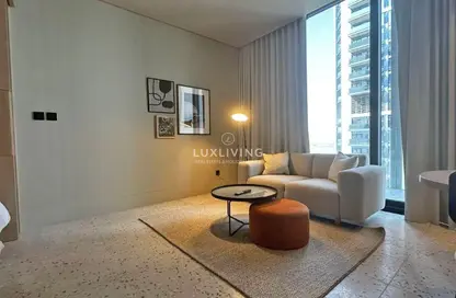 شقة - 1 حمام للبيع في رأسًا على عقب - الخليج التجاري - دبي