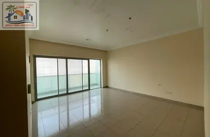 Apartment - 4 Bedrooms - 6 Bathrooms for rent in Al Majaz 3 - Al Majaz - Sharjah