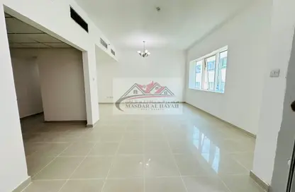 Apartment - 3 Bedrooms - 4 Bathrooms for rent in Al Nahda Complex - Al Nahda - Sharjah