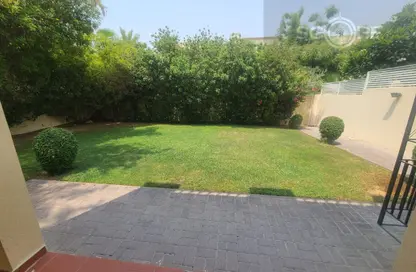 فيلا - 3 غرف نوم - 4 حمامات للايجار في الينابيع 5 - الينابيع - دبي