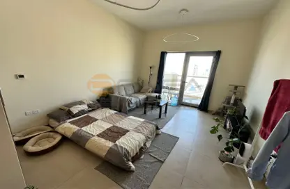Room / Bedroom image for: Apartment - 1 Bathroom for sale in Shaista Azizi - Al Furjan - Dubai, Image 1