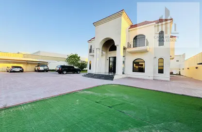 Villa - 5 Bedrooms - 6 Bathrooms for rent in Nad Al Sheba 4 - Nad Al Sheba - Dubai