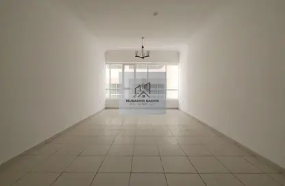 Apartment - 2 Bedrooms - 3 Bathrooms for rent in New Al Taawun Road - Al Taawun - Sharjah
