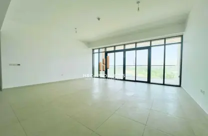Apartment - 3 Bedrooms - 4 Bathrooms for rent in Vida Residence 1 - Vida Residence - The Hills - Dubai
