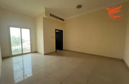 Villa - 4 Bedrooms - 5 Bathrooms for rent in Khuzam - Ras Al Khaimah