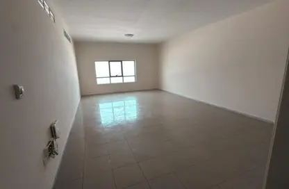 Apartment - 2 Bedrooms - 2 Bathrooms for rent in Cornish Tower - Al Rumaila - Ajman