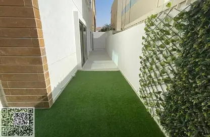 Villa - 5 Bedrooms - 7 Bathrooms for sale in Al Yasmeen 1 - Al Yasmeen - Ajman