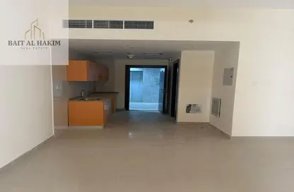 Apartment - Studio - 1 Bathroom for sale in Al Aamra Tower - Al Amerah - Ajman