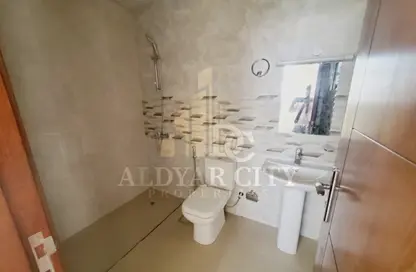 Apartment - 2 Bedrooms - 2 Bathrooms for rent in Al Rumailah 2 - Al Rumaila - Ajman