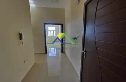 Apartment - 2 Bedrooms - 3 Bathrooms for rent in Hai Hazza Mousque - Al Mutarad - Al Ain