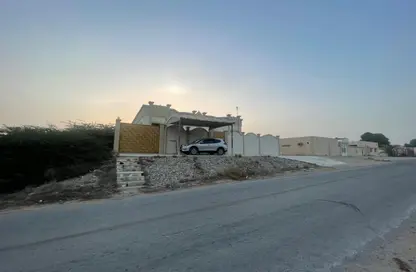 فيلا - 6 غرف نوم - 7 حمامات للايجار في الرفاع - رأس الخيمة