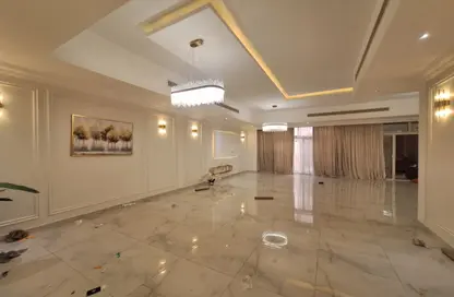 Villa - 5 Bedrooms - 6 Bathrooms for rent in Rabdan - Abu Dhabi