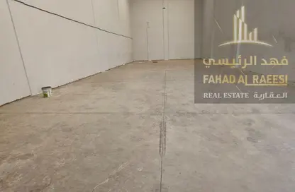 مستودع - استوديو - 1 حمام للايجار في أم الثعوب - أم القيوين