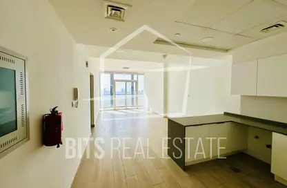 Apartment - 2 Bedrooms - 2 Bathrooms for rent in BLOOM TOWERS A - Bloom Towers - Jumeirah Village Circle - Dubai