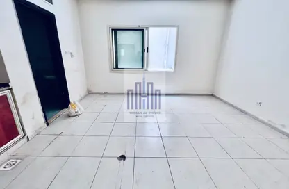 Apartment - Studio - 1 Bathroom for rent in Muwaileh 3 Building - Muwaileh - Sharjah