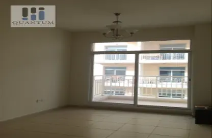Empty Room image for: Apartment - 1 Bedroom - 2 Bathrooms for sale in Mazaya 21 - Queue Point - Dubai Land - Dubai, Image 1