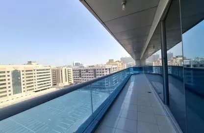 Apartment - 4 Bedrooms - 4 Bathrooms for rent in Silver Sands 2 - Mankhool - Bur Dubai - Dubai