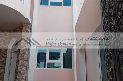 Villa - 5 Bedrooms - 5 Bathrooms for rent in Al Mushrif - Abu Dhabi
