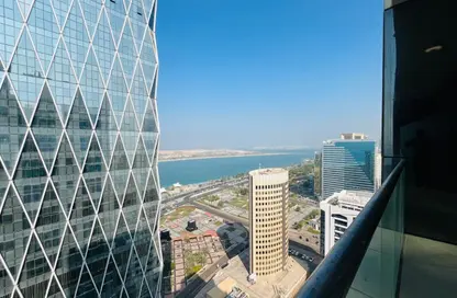 شقة - 4 غرف نوم - 5 حمامات للايجار في شارع الكورنيش - أبوظبي