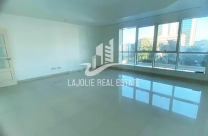 دوبلكس - 2 غرف نوم - 3 حمامات للايجار في شارع الخالدية - الخالدية - أبوظبي