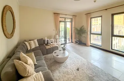Apartment - 2 Bedrooms - 3 Bathrooms for sale in Miska 4 - Miska - Old Town - Dubai