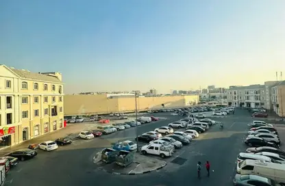 شقة - 1 حمام للبيع في بي 20 - طراز فرنسي - المدينة العالمية - دبي